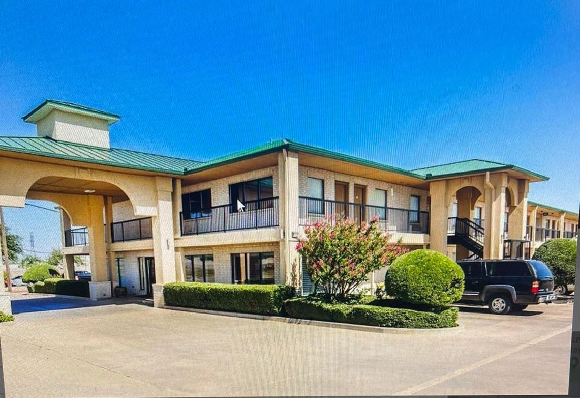 Quality Inn & Suites Abilene Exterior foto